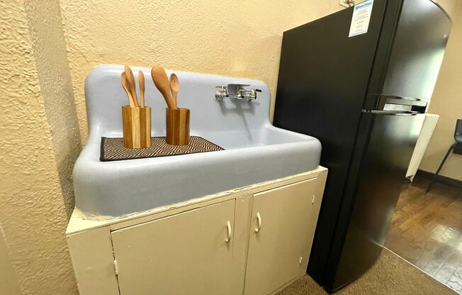 1 bed, 1 bath, 650 sqft, $850, Unit Unit 305  A650