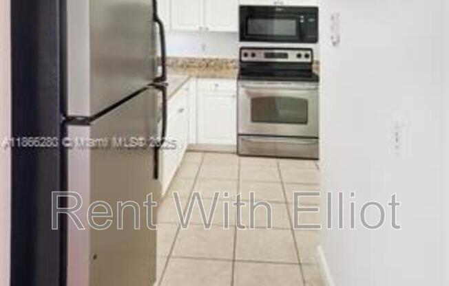 2731 OCEAN CLUB BLVD