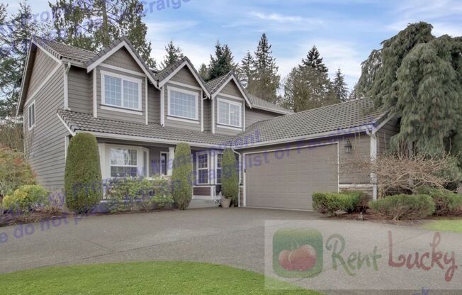 Beautiful Upscale Puyallup 3 Bedroom Home with Chef's Kitchen and Office