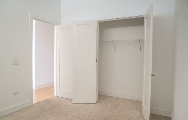 2 beds, 2 baths, 1,000 sqft, $2,225, Unit 4730-403