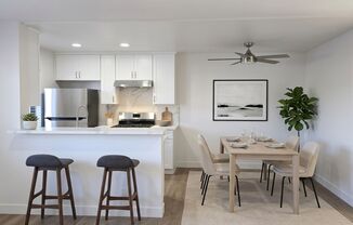 11th St Apartments