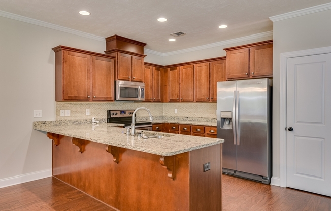 327 BUXTON LN