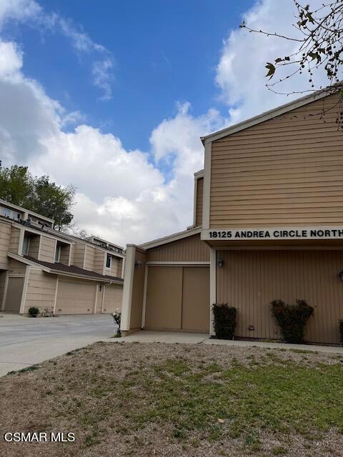 3 beds, 3 baths, 1,824 sqft, $3,850, Unit 4