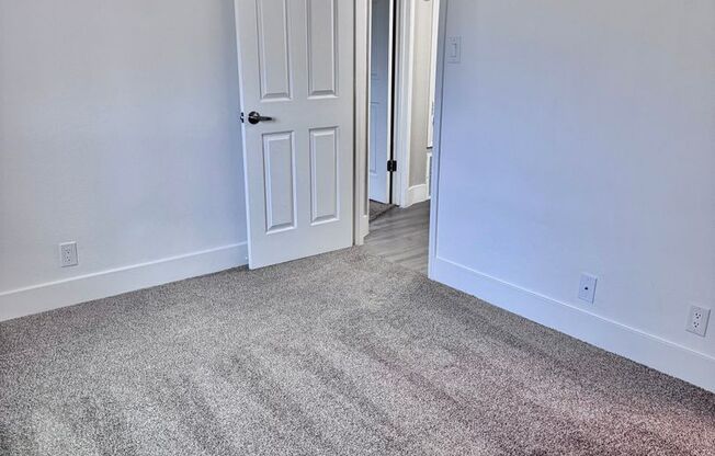 2 beds, 2 baths, 860 sqft, $1,895, Unit 18A