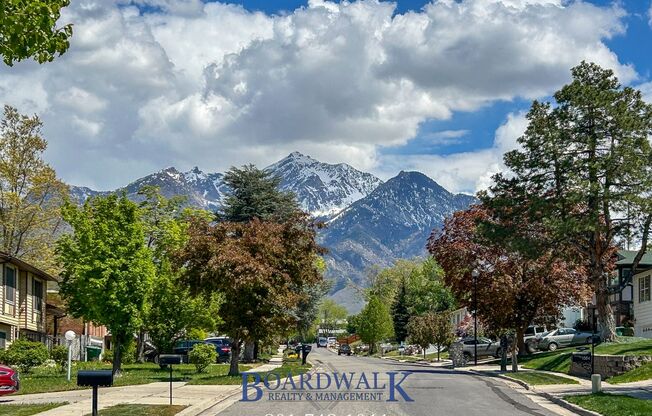 Spacious 3-Bed Basement Apartment in Sandy