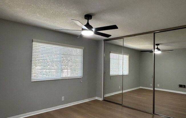 2 beds, 1 bath, 920 sqft, $2,830, Unit K10