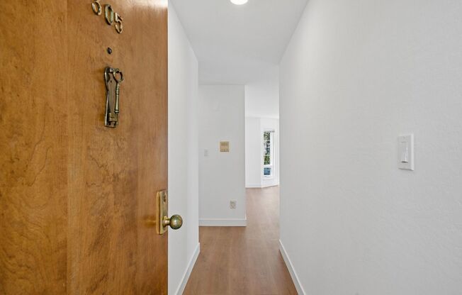 545 Burnett Avenue
