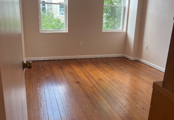 405 W 23 ST