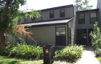 Spacious 2/2 Townhouse in Marchwood!