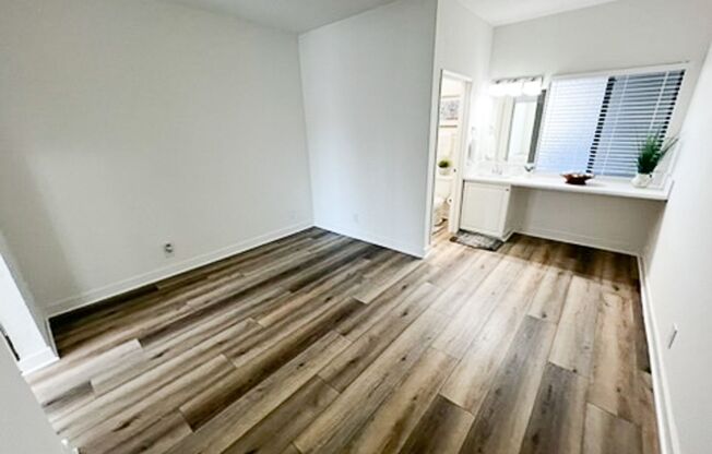1 bed, 1 bath, 620 sqft, $1,995, Unit 0232