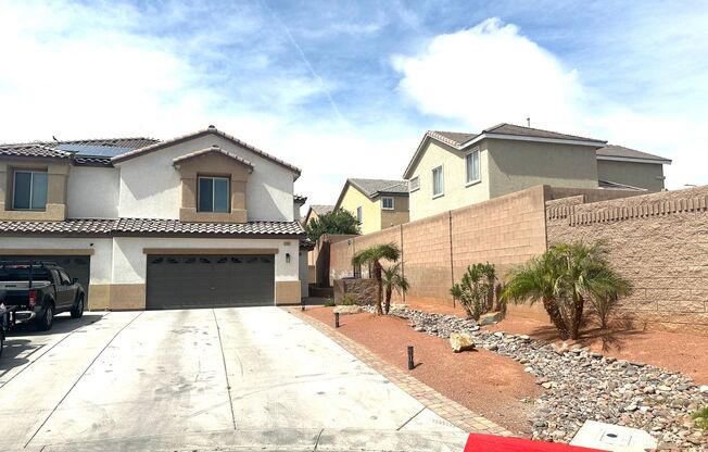 Newly Renovated 1,811 sqft home! 3365 Moon Eclipse