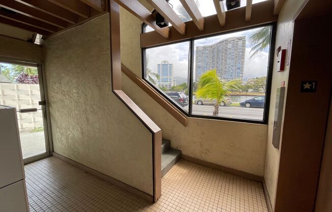 1 bed, 1 bath, $2,500