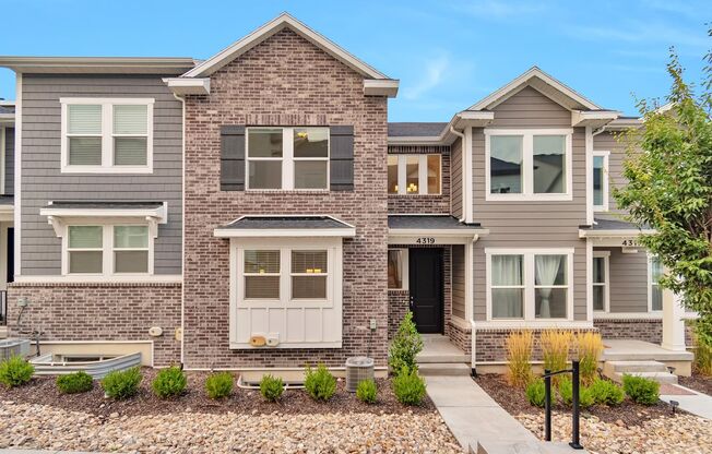 $1,000 OFF First Month's Rent, Herriman Townhouse