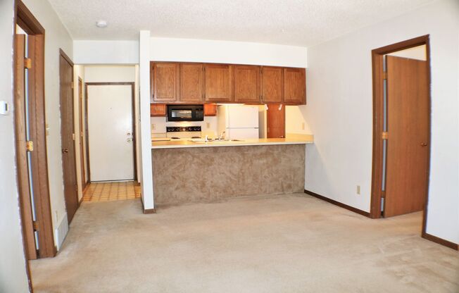 2 beds, 2 baths, 750 sqft, $1,195, Unit #05