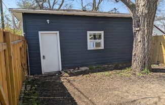 1305 S 15th