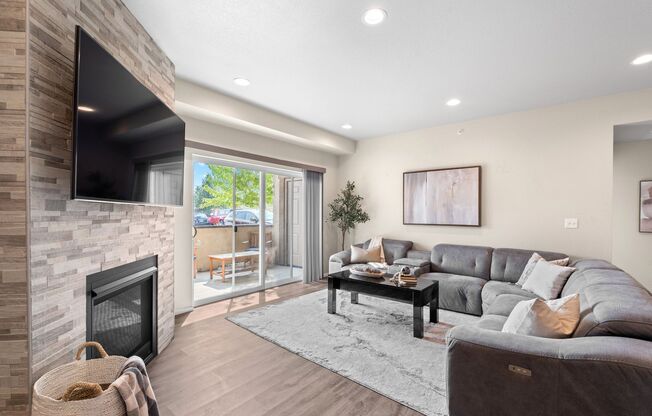 Easy Living with Modern Touches in a Prime Location!!