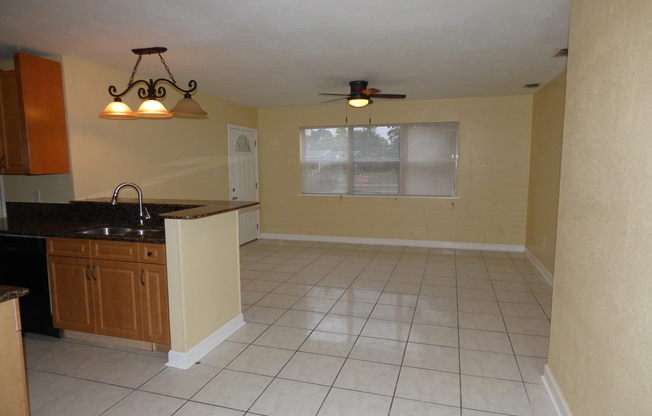 3 beds, 2 baths, $1,500