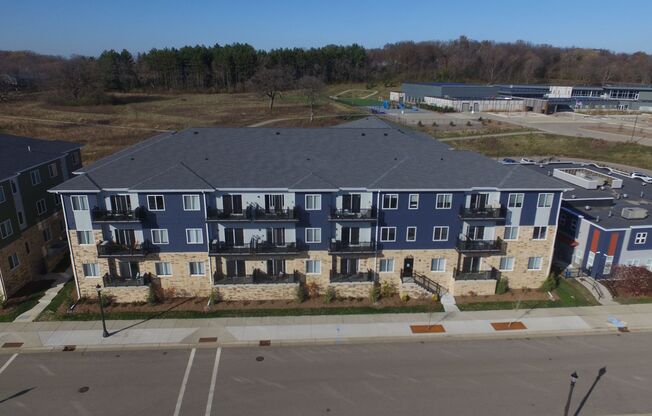 Brand new, state-of-the-art apartment in Fitchburg