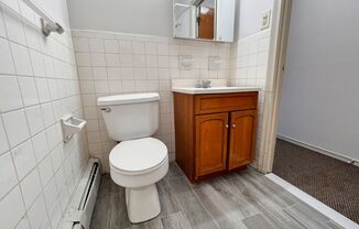 1 bed, 1 bath, 463 sqft, $1,300, Unit C7