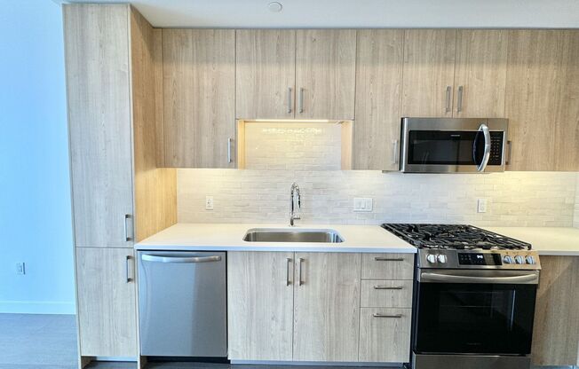 1 bed, 1 bath, $2,850, Unit # 1605