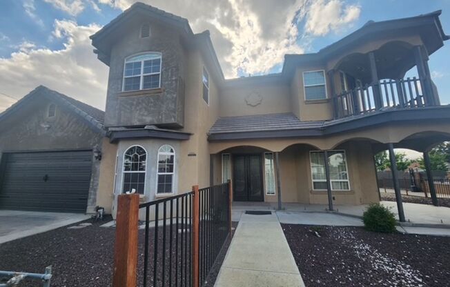 2331 Calloway Drive - Two Story House