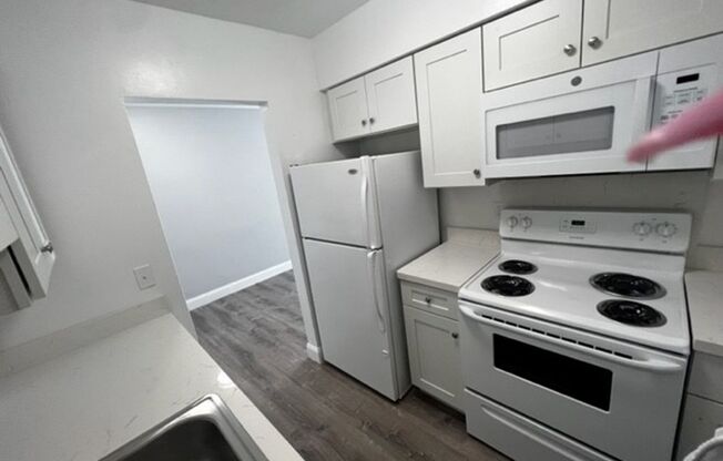 1 bed, 1 bath, 550 sqft, $1,695, Unit 2300-202