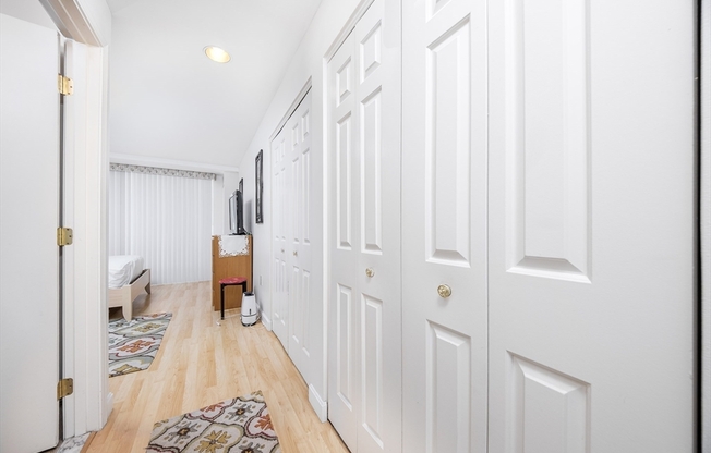 2 beds, 2 baths, 1,042 sqft, $3,200, Unit 2W