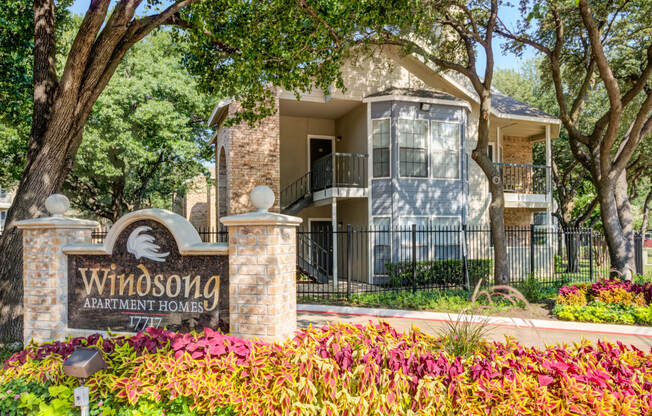 exterior view of the villas at villasago apartments tx