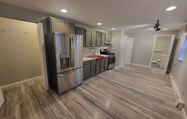 1 bed, 1 bath, $1,250, Unit Unit 1