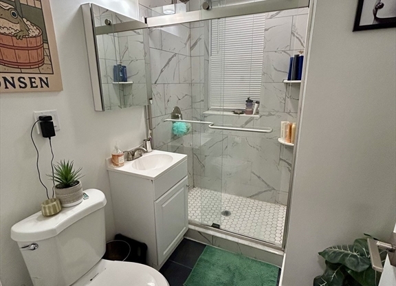 1 bed, 1 bath, 800 sqft, $3,100, Unit 8