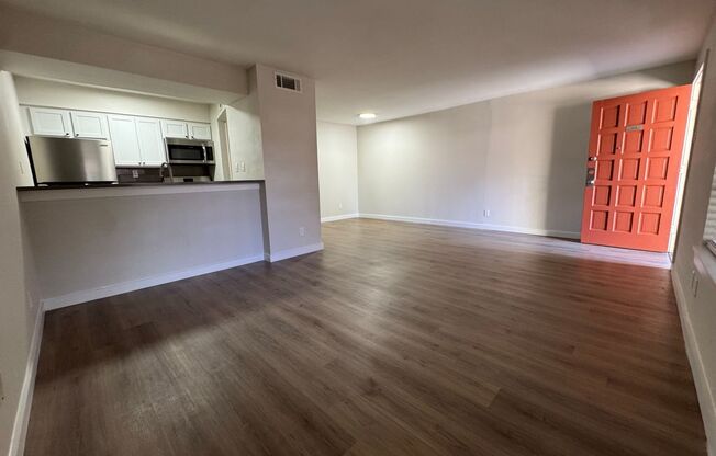 1 bed, 1 bath, 700 sqft, $1,224, Unit LAW11-114