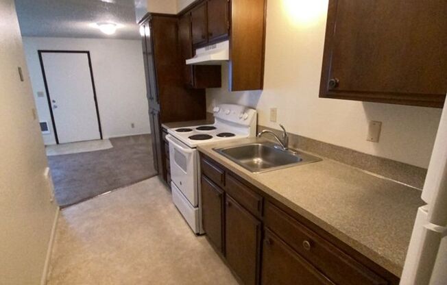 1 bed, 1 bath, 510 sqft, $1,125, Unit 3831 24th Pl NE