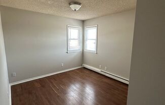 2 beds, 1 bath, 750 sqft, $795, Unit Unit 06