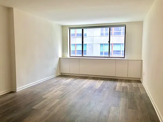 Studio, 1 bath, $3,695, Unit 3H
