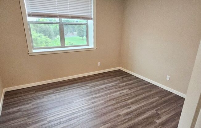 1 bed, 1 bath, 707 sqft, $1,595, Unit 303