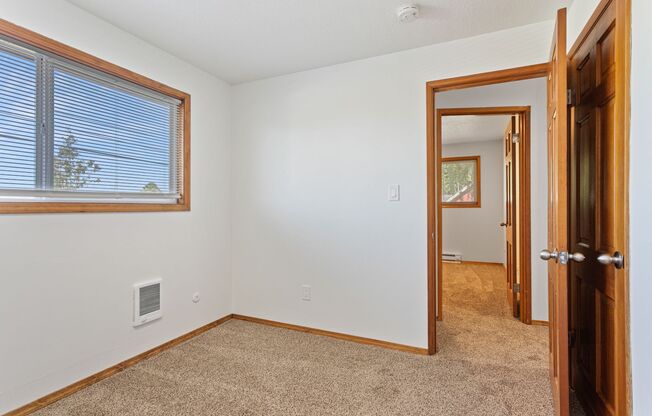 Columbia Vista Apartments