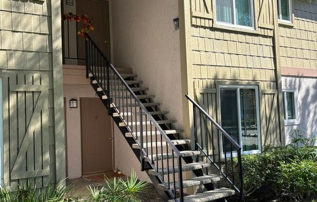 1 bed, 1 bath, 780 sqft, $2,375, Unit 91