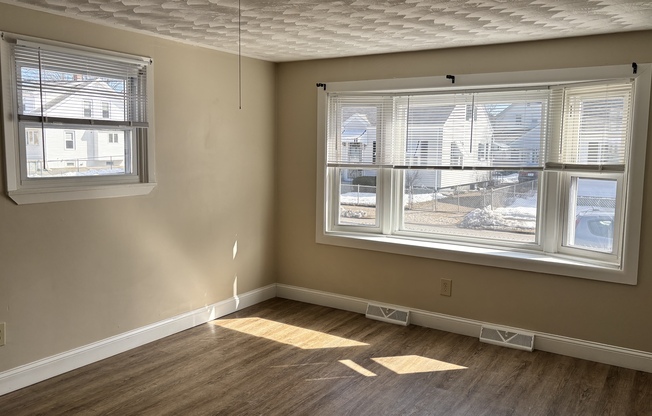 204 BAXTER ST