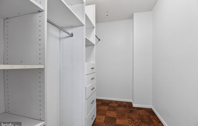 1 bed, 1 bath, $1,725, Unit Unit 415