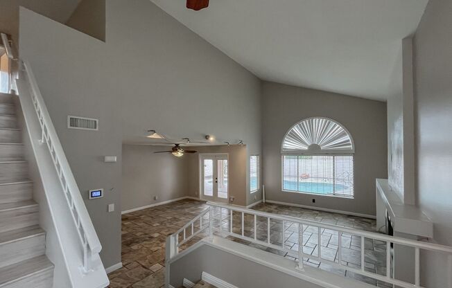 Modern Comfort with Pool & Spa in The Lakes – Solar Equipped Home