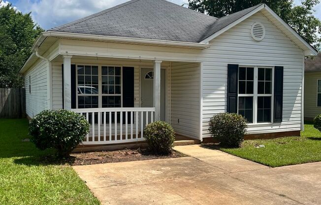 306 Haverhill Circle - Bonaire, Great Schools, Centrally Located