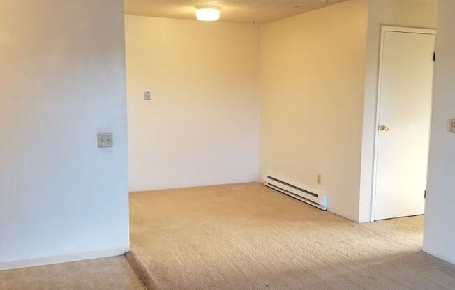 3-Bedroom / 1-Bathroom Unit for Rent in Downtown Port Angeles