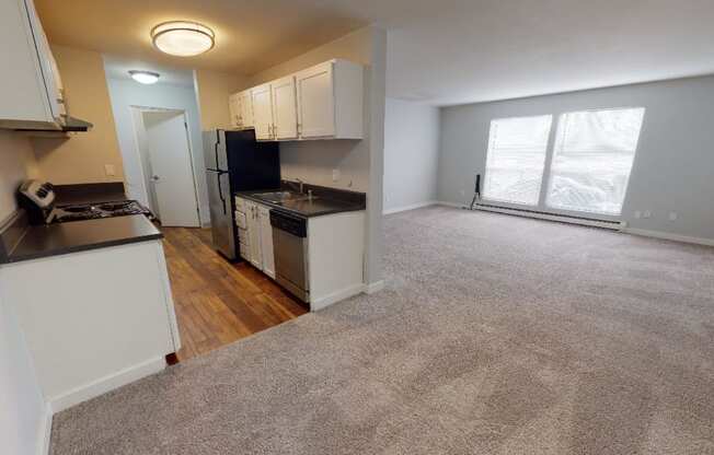 Renton Apartments - The Aviator Apartments - Kitchen