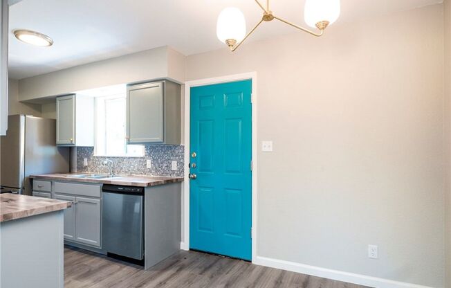 2524 Glen Springs Way