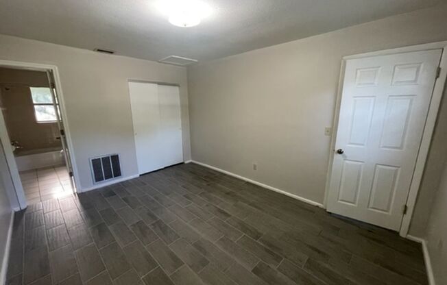 1 bed, 1 bath, $1,050