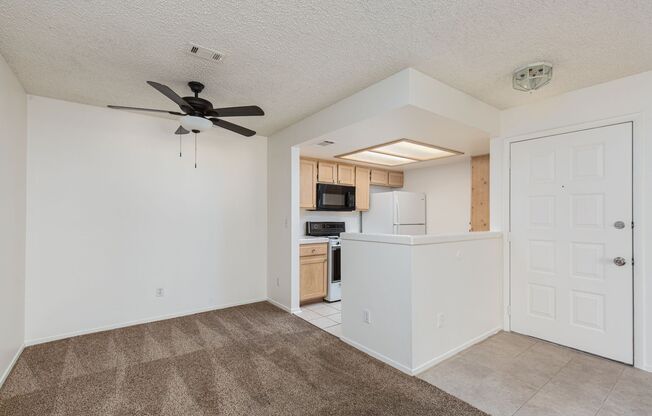 1 bed, 1 bath, $1,050, Unit Bldg 8