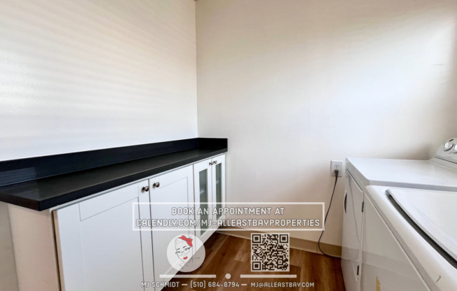 4 bedroom 2 bath home located in the heart of Emeryville close to all modes of transit!
