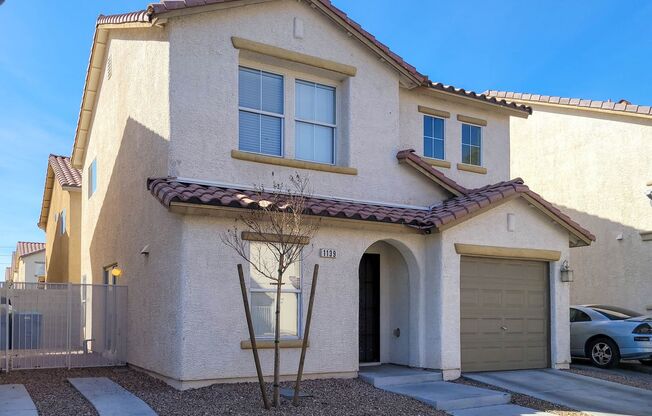 CHARMING 3BD/2BTH 2-STORY HOME!!!