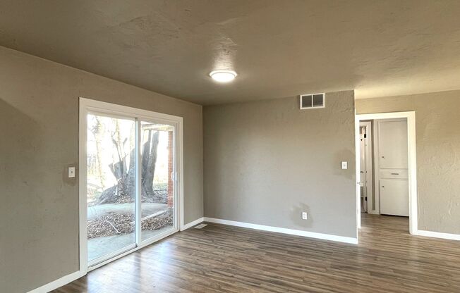 3 beds, 1 bath, $1,150