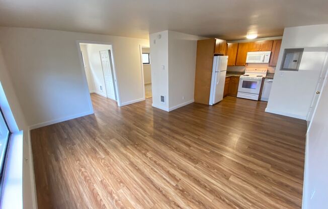 515 East Denny Apartments